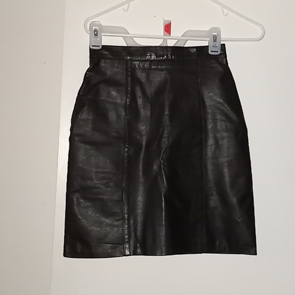 Leather skirt